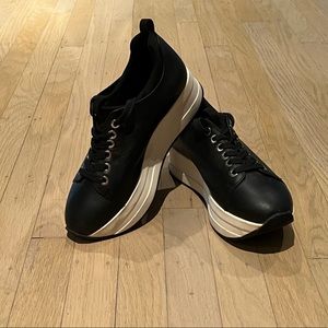 J/Slides NYC Black platform leather running sneakers